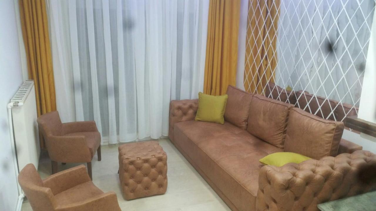 Perea 5 Star Apartment Peraía Екстериор снимка