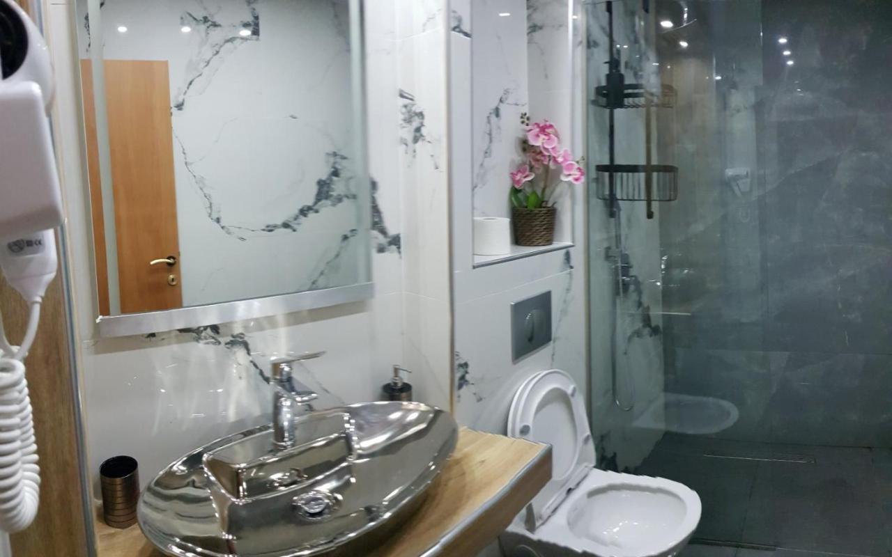 Perea 5 Star Apartment Peraía Екстериор снимка