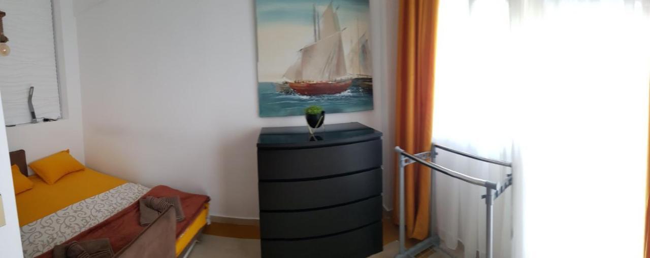 Perea 5 Star Apartment Peraía Екстериор снимка